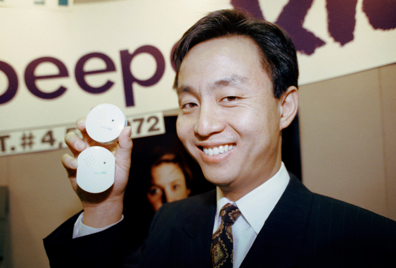 Illustration for article titled Here's How Ridiculous This Year's CES Will Look in 2034